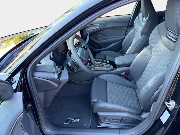 Audi RS 5 quattro 470 kW 639PS
