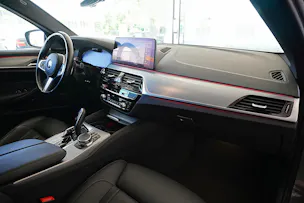 BMW 540d xDrive 48V Touring M Sport Steptronic