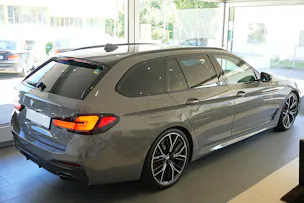 BMW 540d xDrive 48V Touring M Sport Steptronic