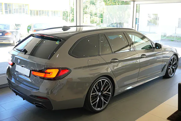 BMW 540d xDrive 48V Touring M Sport Steptronic