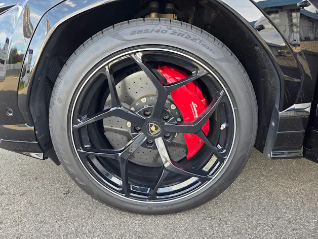 Lamborghini Urus E-Gear
