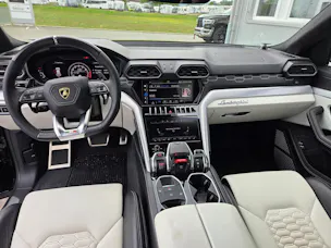Lamborghini Urus E-Gear