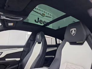 Lamborghini Urus E-Gear