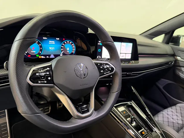 VW Golf 2.0 TSI R-Line DSG 4 Motion