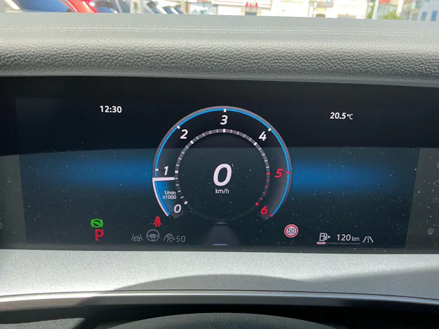 VW Tayron 2.0 TDI 193 PS 4Motion R-Line *** PANORAMDACH & ANHÄNGERKUPPLUNG ***