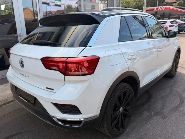 VW T-Roc 2.0 TSI 4MOTION STYLE ***ANHÄNGERKUPPLUNG & PANORAMAGLASDACH***