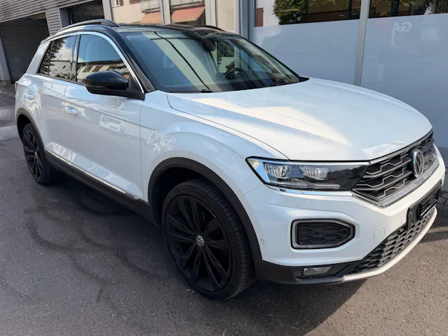 VW T-Roc 2.0 TSI 4MOTION STYLE ***ANHÄNGERKUPPLUNG & PANORAMAGLASDACH***
