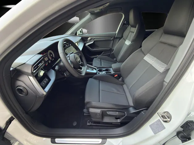 Audi A3 Sportback TFSI 110 kW Attraction S tronic