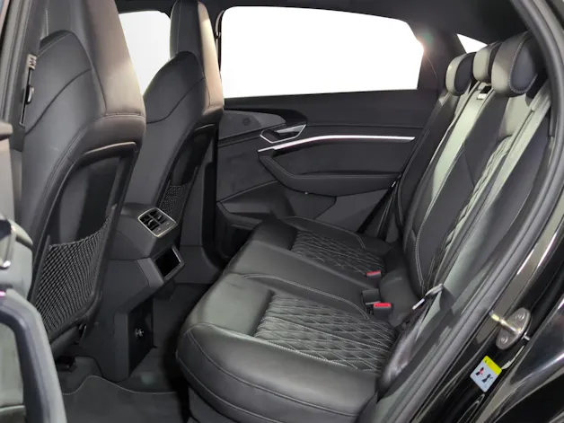 Audi e-tron 55 Sportback S Line Black Edition quattro
