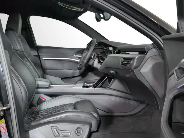 Audi e-tron 55 Sportback S Line Black Edition quattro