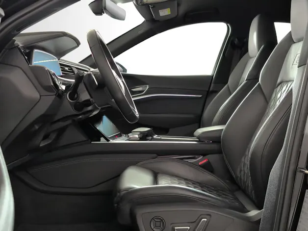 Audi e-tron 55 Sportback S Line Black Edition quattro