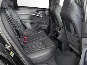 Audi e-tron 55 Sportback S Line Black Edition quattro