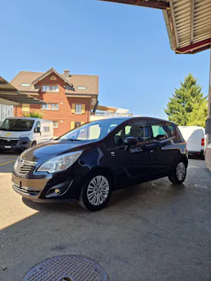 OPEL Meriva 1.4 Turbo Active Edition