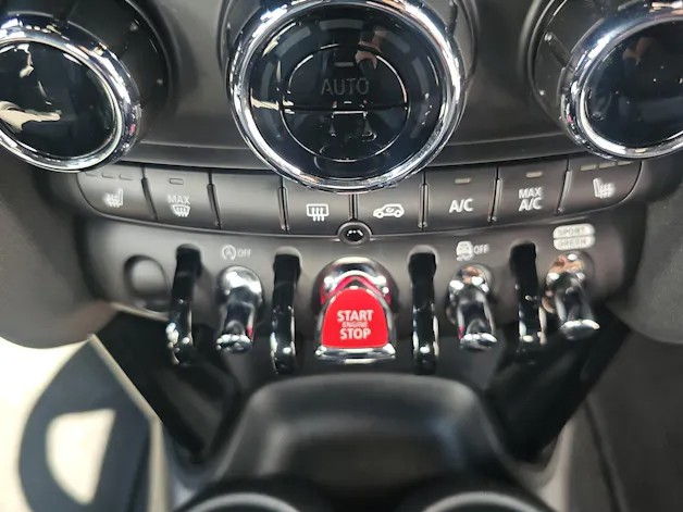 Mini Cooper Cabriolet DKG