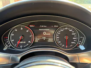 Audi RS6 Avant 4.0 TFSI V8 quattro Tiptronic