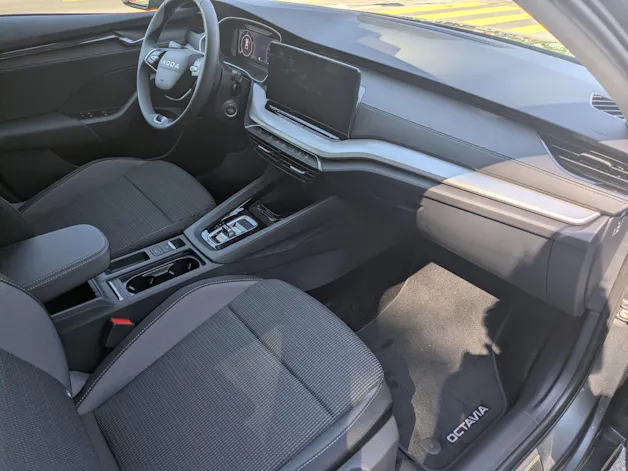 Škoda Octavia Combi 1.5 TSI mHEV DSG Selection