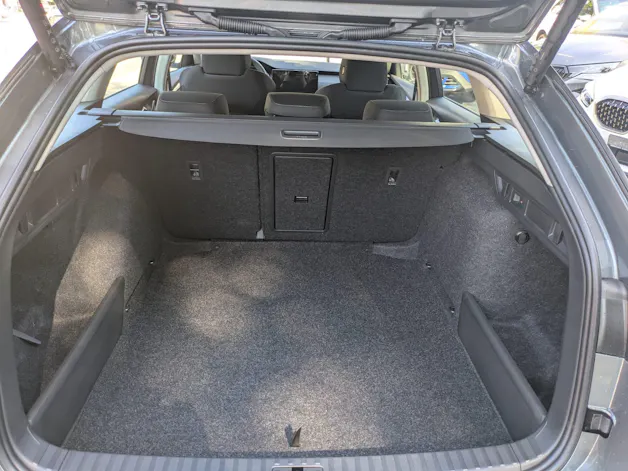 Škoda Octavia Combi 1.5 TSI mHEV DSG Selection