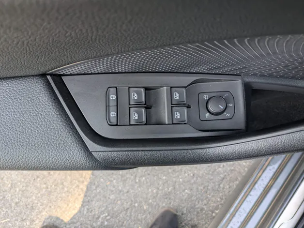Škoda Octavia Combi 1.5 TSI mHEV DSG Selection