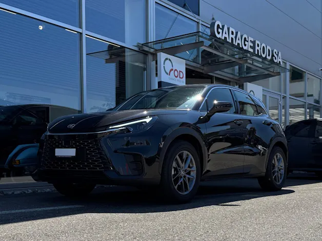 Lexus LBX FWD Impression CVT