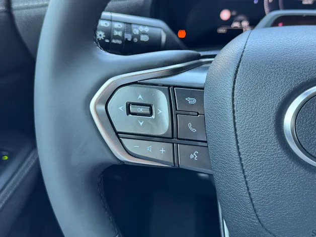 Lexus LBX FWD Impression CVT