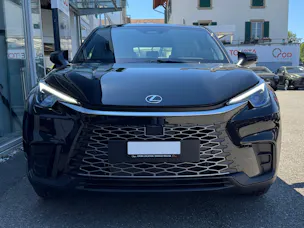 Lexus LBX FWD Impression CVT
