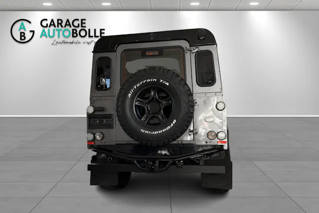 Land Rover Defender 110 2.4 Td4 Station Wagon