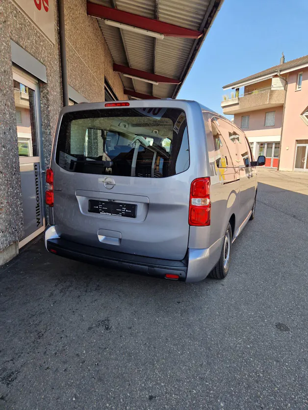 Opel Vivaro Combi 2.0 CDTI Essentia s/s L