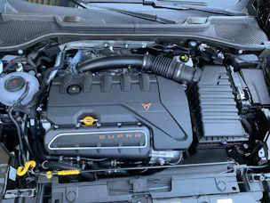 Cupra Formentor 2.5TSI 4Drive DSG Black Edition *Firmeneinlösung*