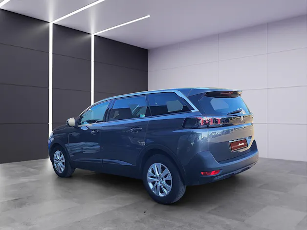 PEUGEOT 5008 1.2 Active Pack