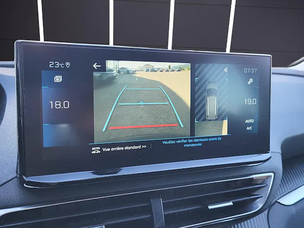 PEUGEOT 5008 1.2 Active Pack
