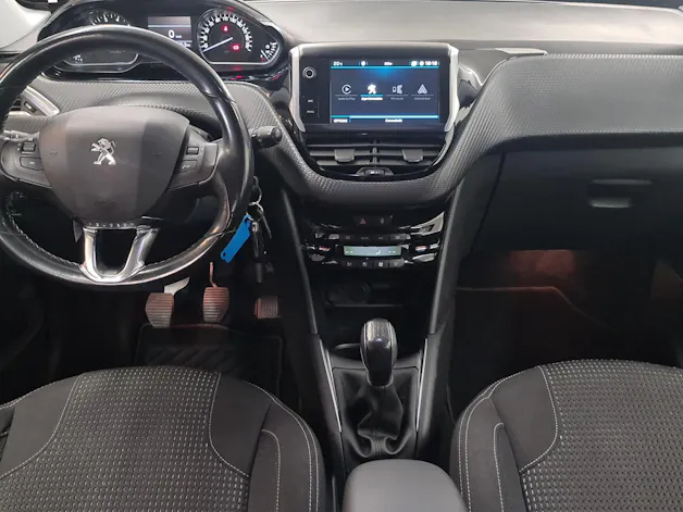 PEUGEOT 208 1.2 Allure
