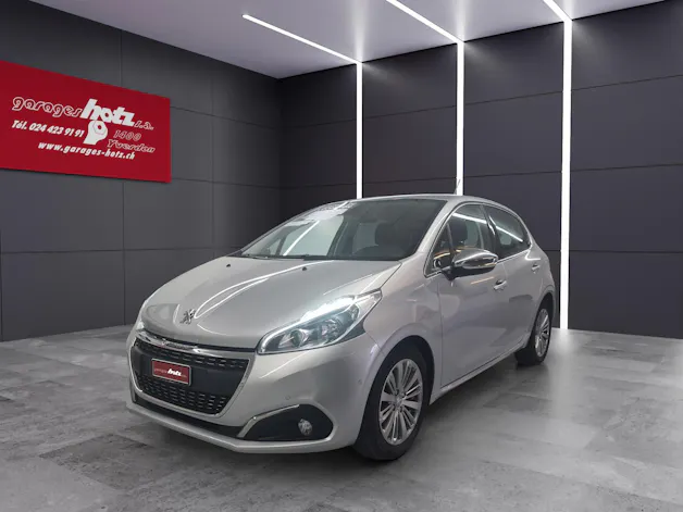 PEUGEOT 208 1.2 Allure