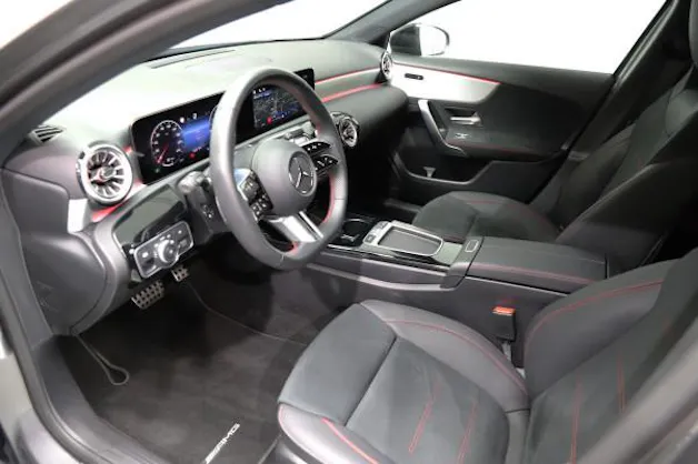 MERCEDES-BENZ A 250 4Matic 8G-DCT