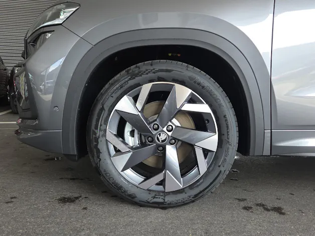 SKODA Kodiaq 2.0 TSI Sportline 4x4