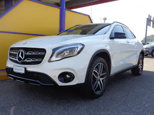 Mercedes-Benz GLA 200 Night Star 7G-DCT