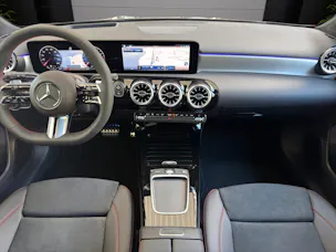 Mercedes-Benz A 220 4Matic 8G-DCT