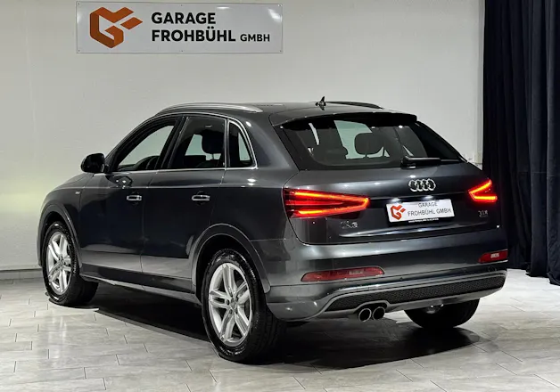 Audi AUDI Q3 2.0 TDI quattro S-tronic | CH |
