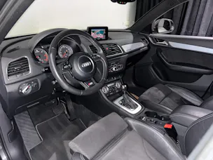 Audi AUDI Q3 2.0 TDI quattro S-tronic | CH |