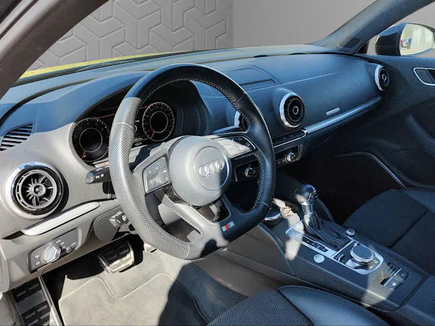 Audi A3 Sportback 2.0 TFSI Sport quattro S-tronic