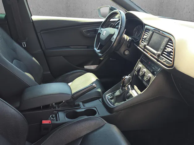 SEAT Leon 2.0 TSI Cupra 290 DSG