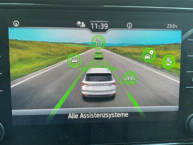 Škoda Karoq Selection *** ACC & RÜCKFAHRKAMERA ***