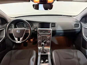 Volvo V60 T4 Momentum