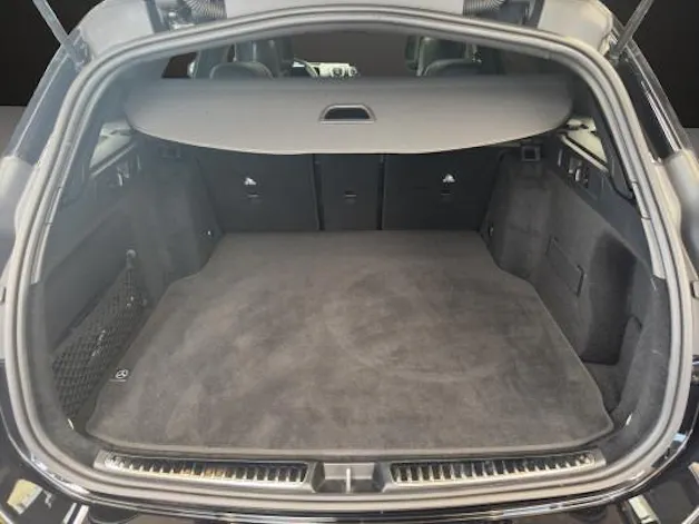 Mercedes-Benz C 220 d T 4 M Swiss Star