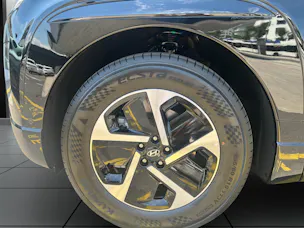 Hyundai Ioniq 9 110kWh Vertex 4WD