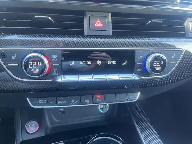 Audi S4 Avant 3.0 V6 TDI quattro T-Tronic