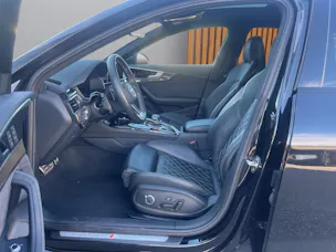 Audi S4 Avant 3.0 V6 TDI quattro T-Tronic