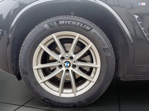 BMW X3 20d xDrive M AERODYNAMIKPAKET