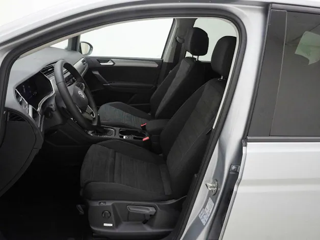 VW Touran 1.5 TSI R-Line DSG