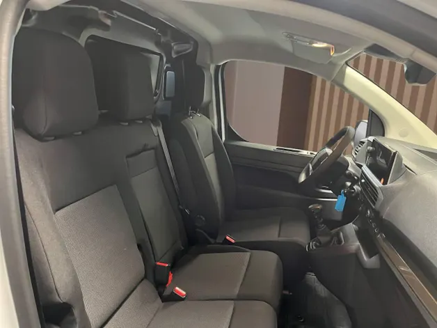 Peugeot Expert 2.0 BlueHDi 145 S&S Standard