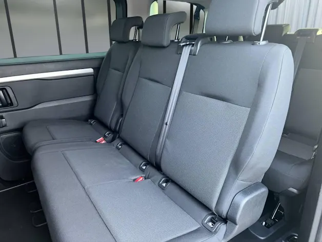 Peugeot Traveller 2.0 BlueHDi Business Standard EAT8